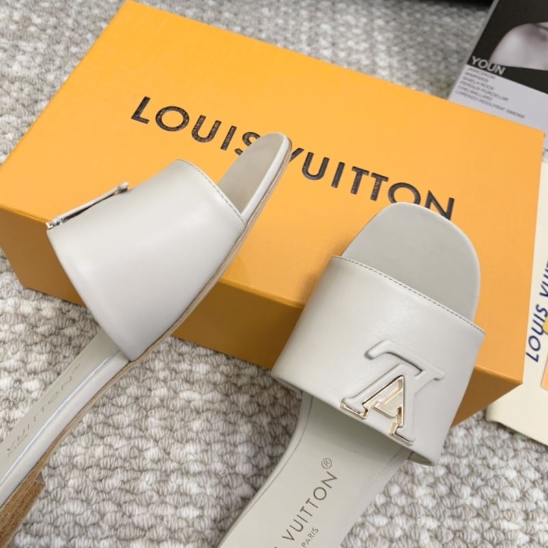 Louis Vuitton Slippers